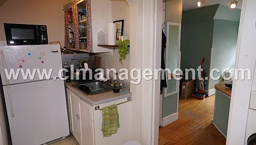 811 Spaight St #4 Photo 1