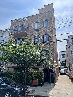 1st image of 26-27 30th St #1R