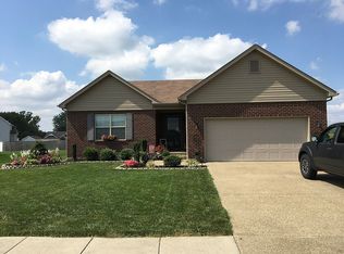 818 Golden Wing Rd, Mount Washington, KY 40047