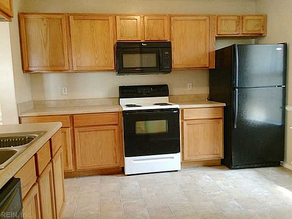 4th image of 2112 Retreat Ct
