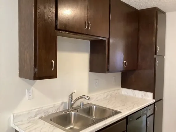 5036 West St, Lancaster, CA