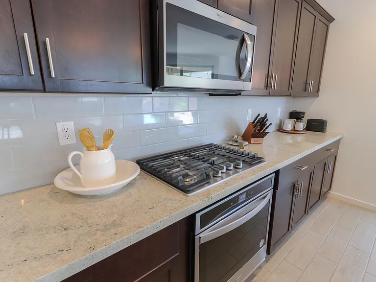 264 S San Gregorio Ln — Photo 21