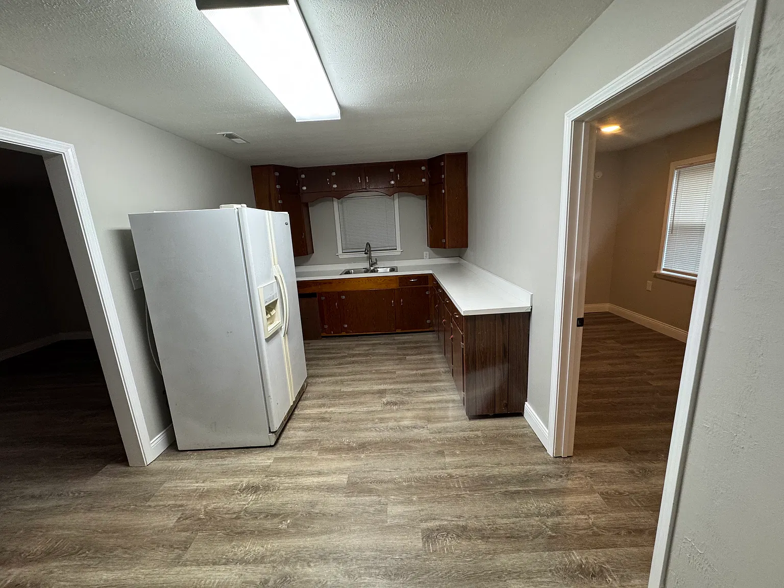 3 bed, 1000 sqft, $1,250 — Photo 4