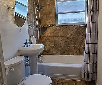 2 bed, 914 sqft, $1,350 — Photo 2