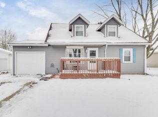 2303 Rainbow Ave, Bloomington, IL