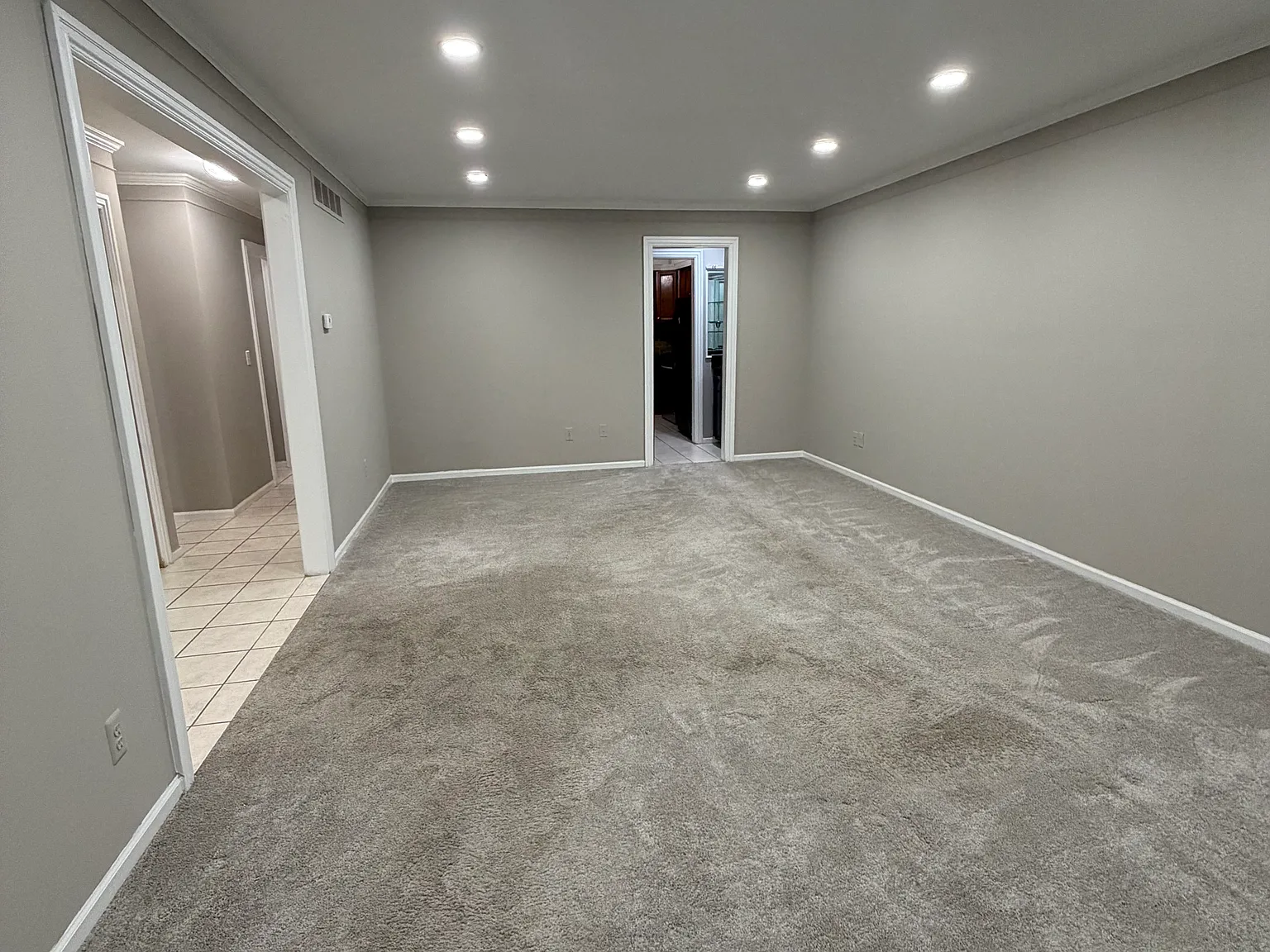 2 bed, 1440 sqft, $2,000 — Photo 3