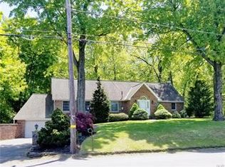 4133 Chestnut St, Emmaus, PA 18049