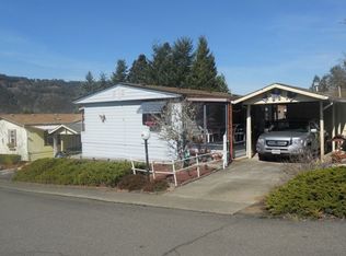 40 Mary Ann Ln, Roseburg, OR 97470