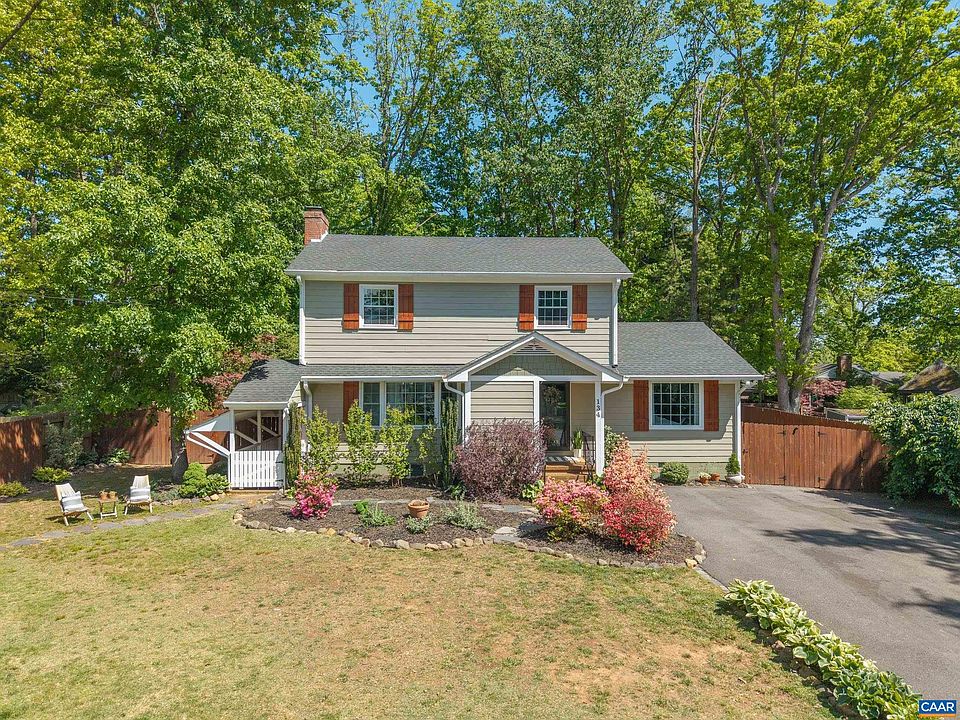 1st image of 134 W Park Dr