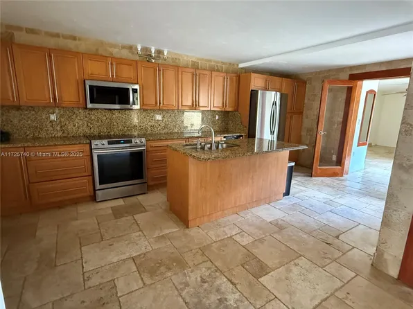 20584 NE 6th Ct #20584, Miami, FL 33179