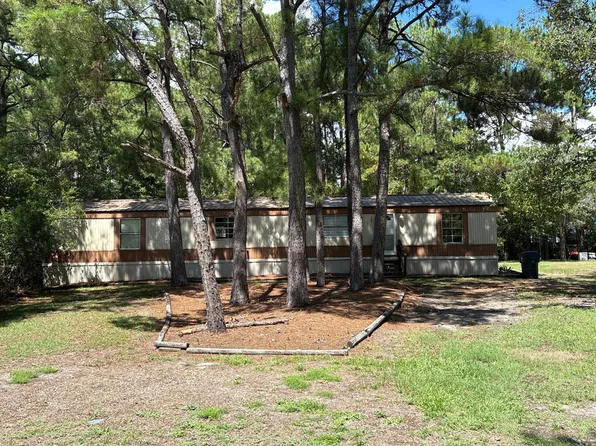 932 Elm St SW, Supply, NC 28462