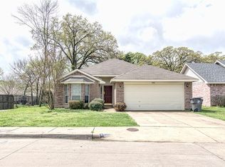 13927 Creek Crossing Dr, Dallas, TX 75253