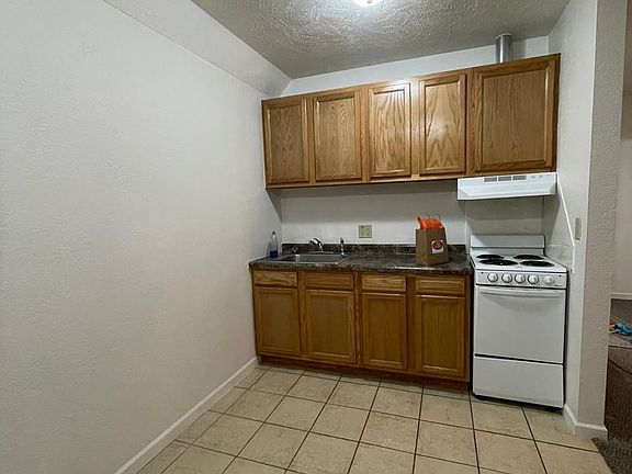 5th image of 415 W Clem St #11
