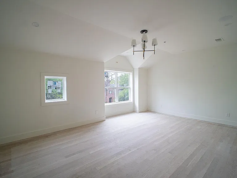 4505 Emerson Ave #1 — Photo 14