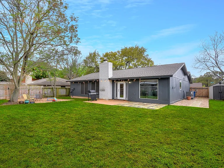 4008 Eton Ln — Photo 13