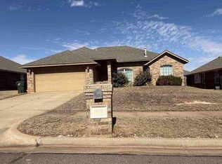 1613 Chambers St, Norman, OK 73071