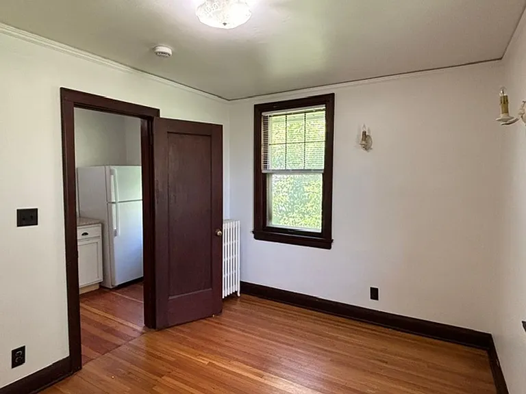 241 Dayton Ave — Photo 16