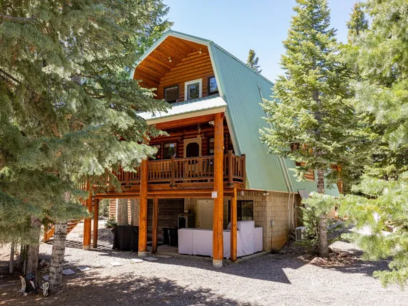 795 E Cedar Mountain Dr, Alton, UT 84710