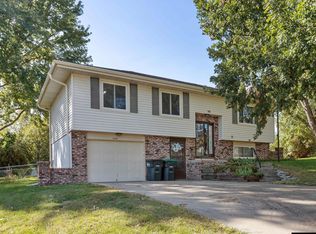 13139 Grand Ave, Omaha, NE 68164