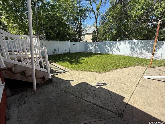 4th image of 319 7th St NE