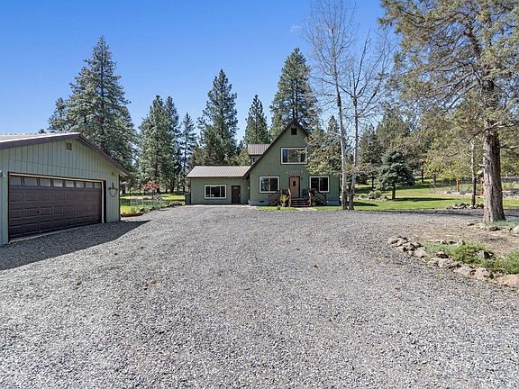 3rd image of 12776 Antler Dr