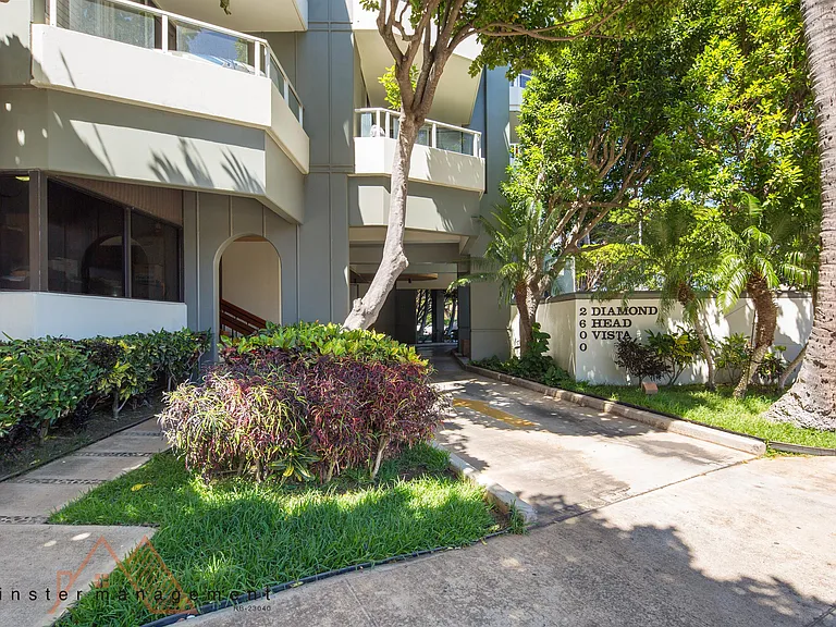 2600 Pualani Way #1404 — Photo 16