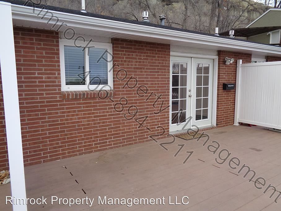 1st image of 1915 Burnstead Dr