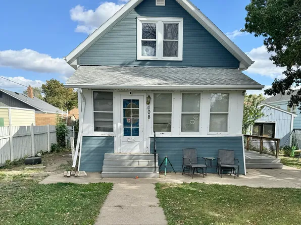 108 11th Ave NW, Mandan, ND 58554