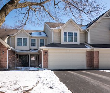 30W024 Redwood Ct, Warrenville, IL, 60555