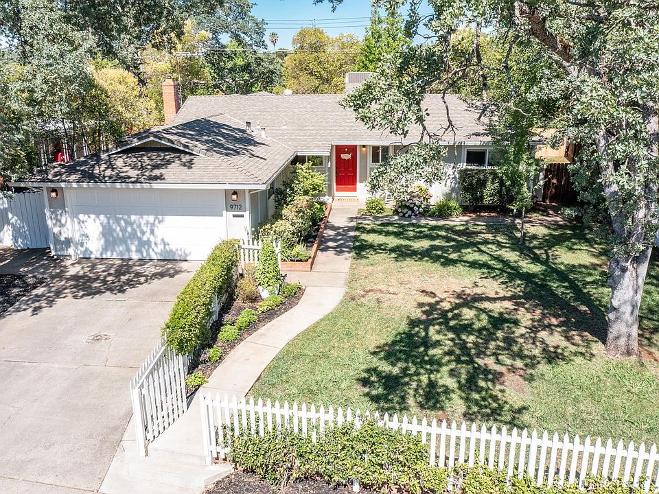 1st image of 9712 Beachwood Dr