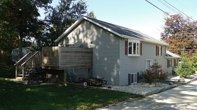1st image of 4214 Mountain Ln