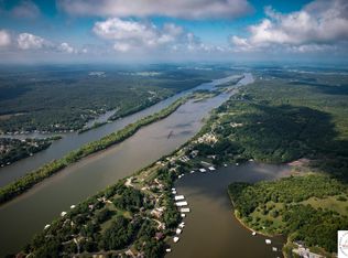 37-40 Oxbow Dr, Warsaw, MO 65355