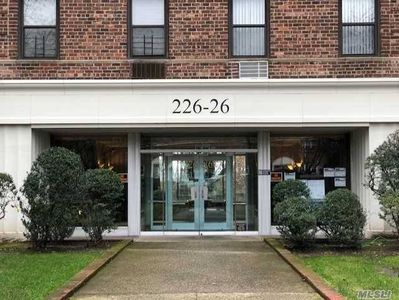 22424 Union Tpke APT 5N, Queens, NY, 11364