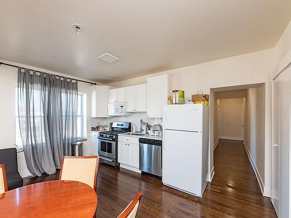 2nd image of 5742 N Milwaukee Ave #2CA