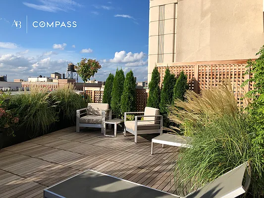 Sold by Compass | media 16