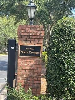 1st image of 105 N Cottages Dr