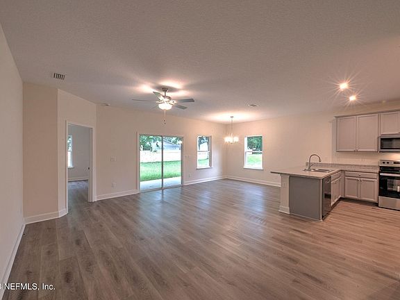 5th image of 7064 ESTHER Street