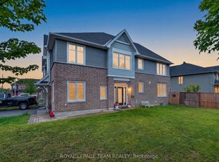 138 Eric Maloney Way, Ottawa, ON K1T 0R1