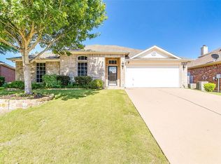 7103 Camp Creek Dr, Arlington, TX 76002