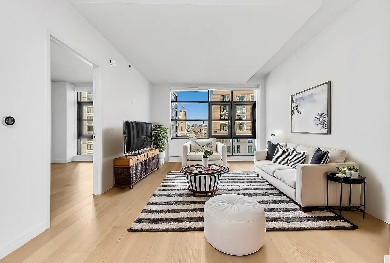 171 Suffolk Street — Photo 2