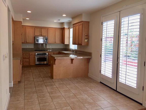 Kitchen+Nook area