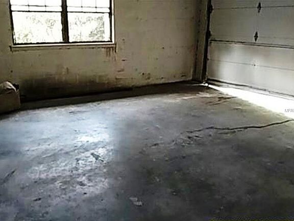 2nd image of 16419 Winburn Pl