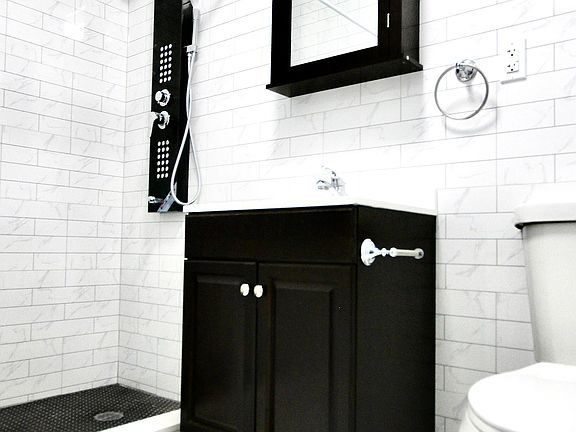 3rd image of 298 Troutman St #2A