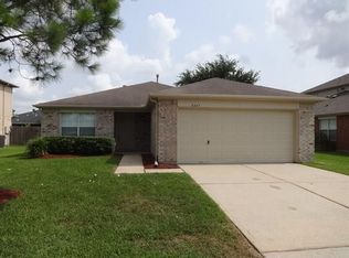 3207 Wild Turkey Ln, Pearland, TX 77581