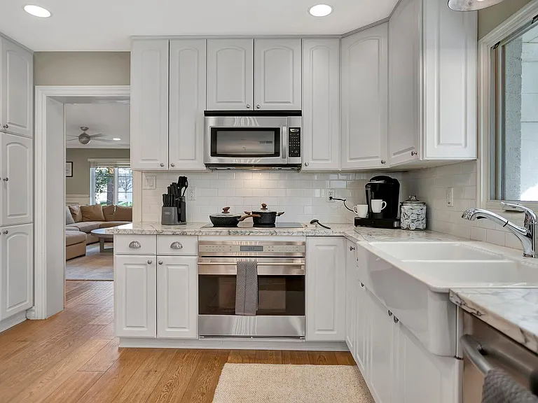 5441 E Flower St — Photo 26