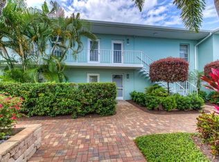 629 12th Ave S, Naples, FL 34102