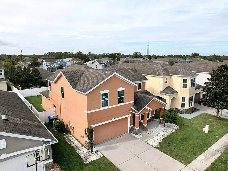 1128 Bassano Way — Photo 32