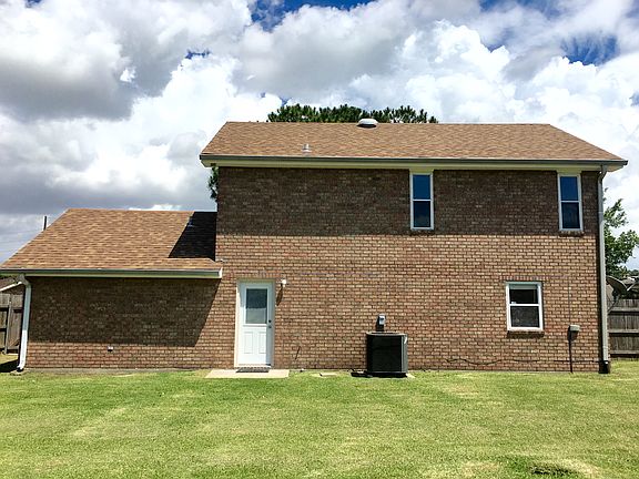 4th image of 3305 E Catahoula Ct