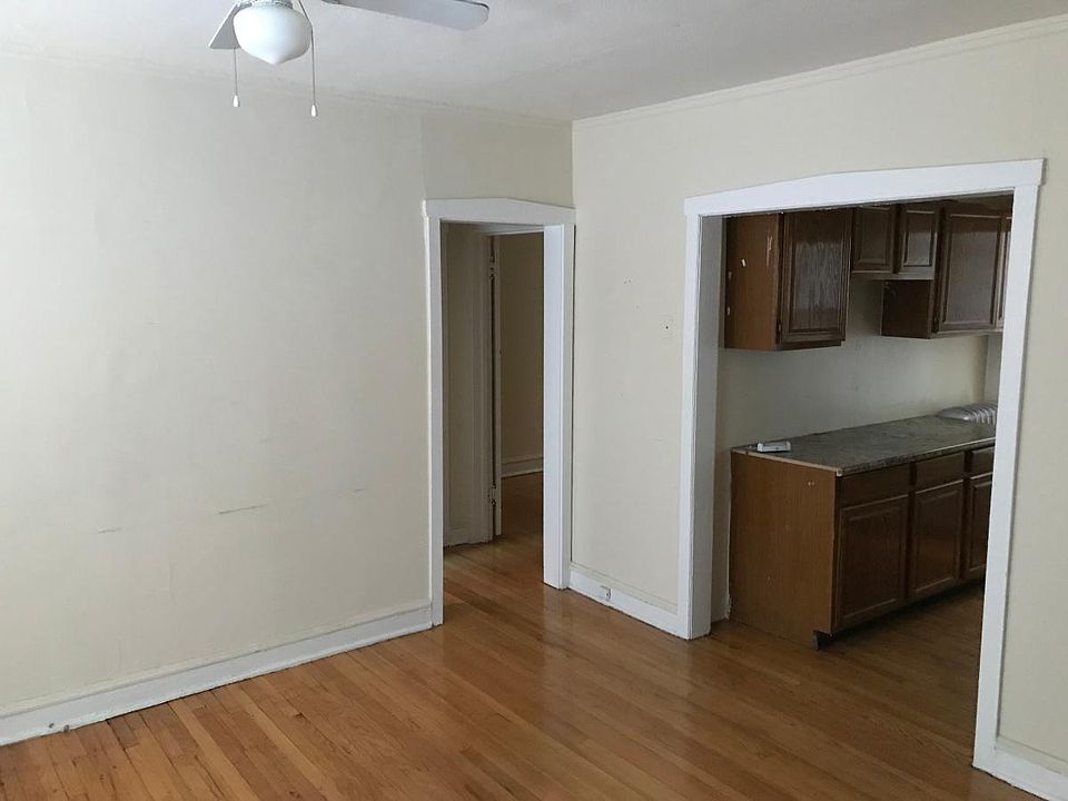 1st image of 3231 N Avers Avenue # Fl 1ST