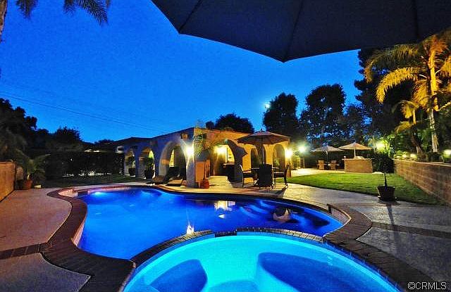1st image of 5256 Parkfield Ln